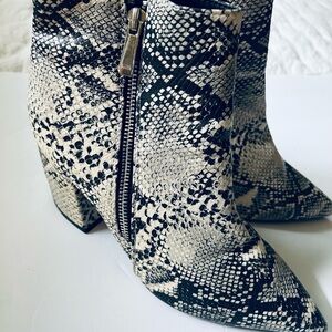 Qupid snakeskin booties -size 8
